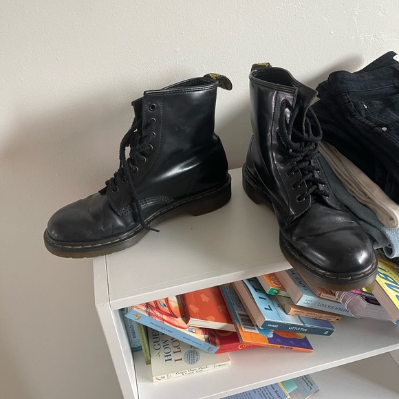 🖤〰 2009 Airwave With Bouncing Soles Dr. Martens - Picture 2 of 6